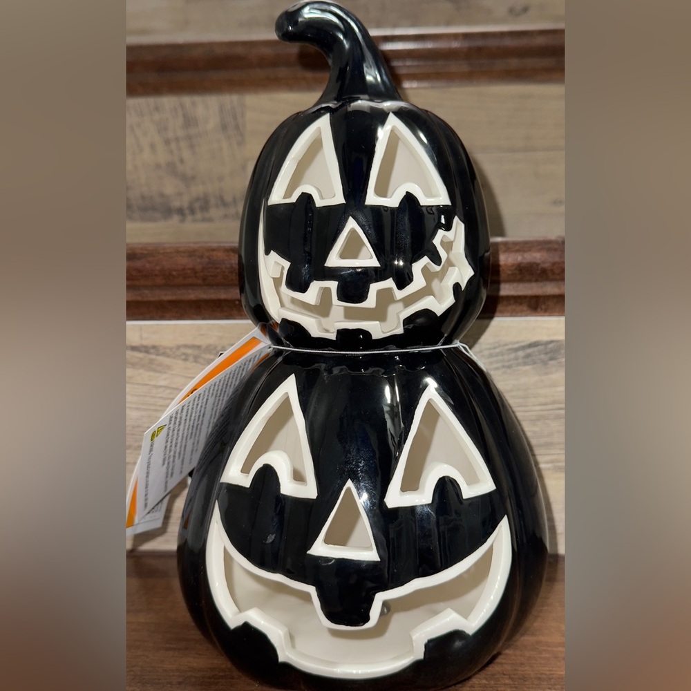 🥰 Spooky Stacked Pumpkins Moonlight Manor BLK Lighted Halloween Decor NWT 11.5”